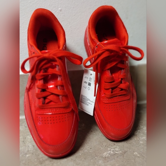 Rare Cardi B Reebok Classic Red Sneakers, NWT, Size 6, Club C Double - Picture 3 of 8
